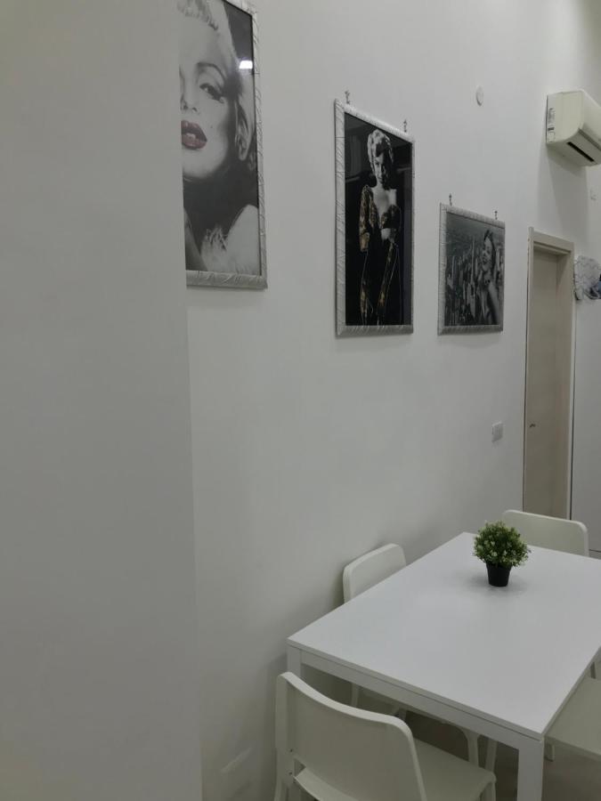 ナポリ Via Nilo House Bed & Breakfast エクステリア 写真